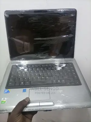 Laptop Toshiba Satellite C655 4GB Intel Core 2 Duo HDD 320GB
