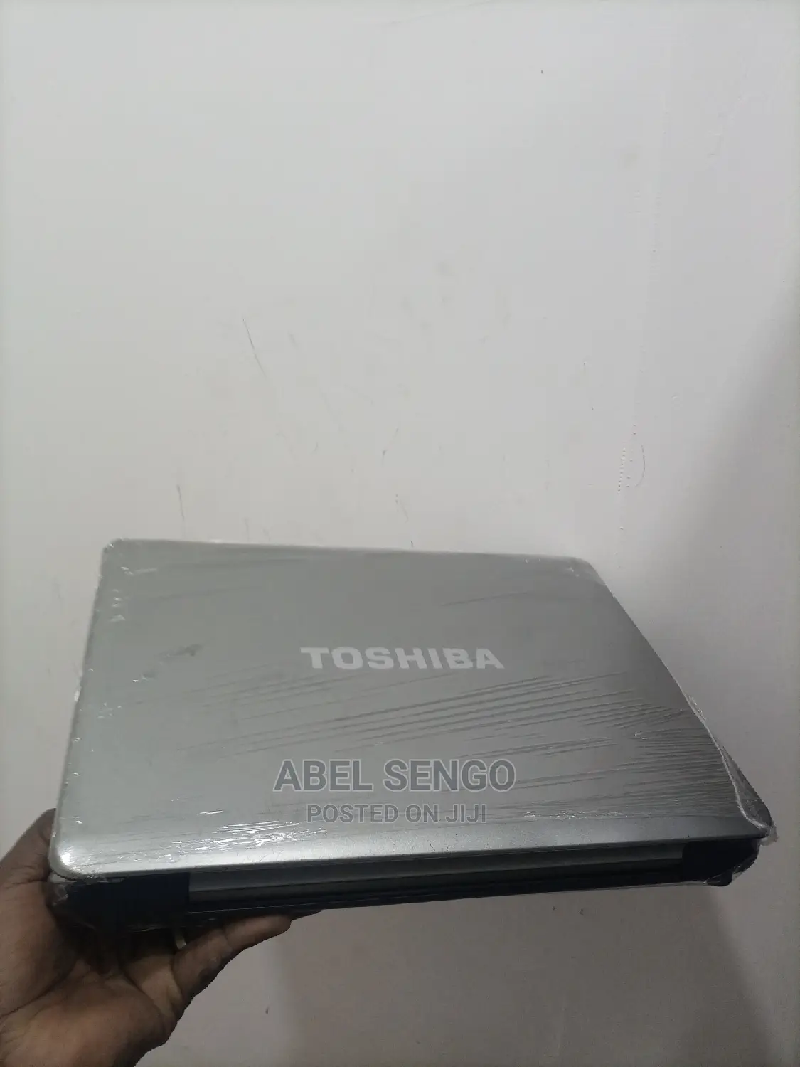Laptop Toshiba Satellite C655 4GB Intel Core 2 Duo HDD 320GB