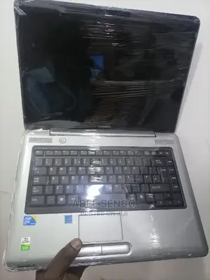 Laptop Toshiba Satellite C655 4GB Intel Core 2 Duo HDD 320GB