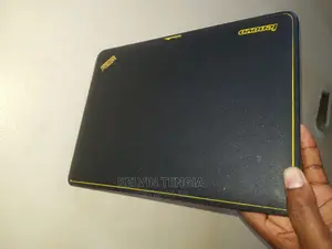 Laptop Lenovo ThinkPad X131e 4GB Intel Celeron HDD 320GB