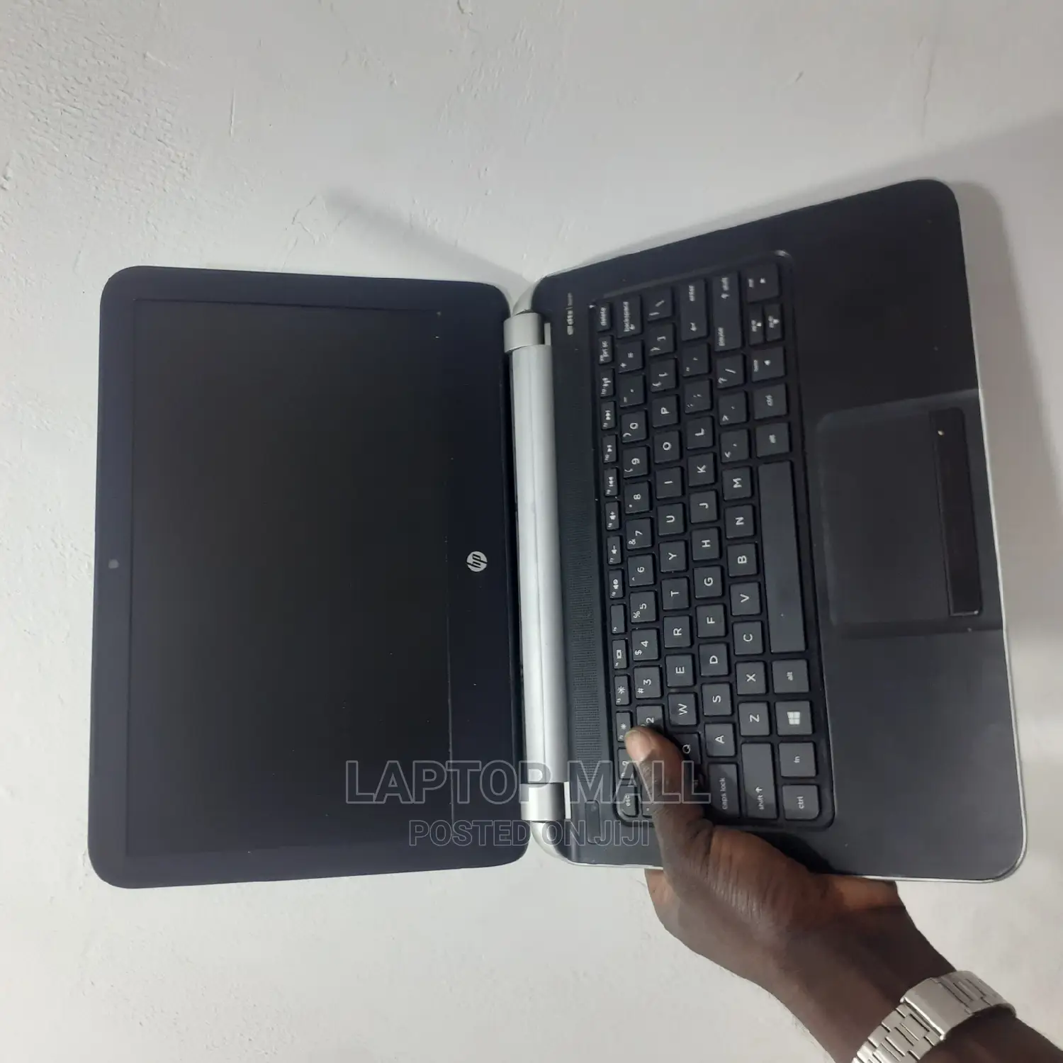 Laptop HP 215 G1 4GB AMD A6 320GB