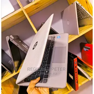 Laptop HP Stream Notebook 4GB Intel Pentium SSD 40GB