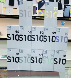 New Samsung Galaxy S10 5G 256 GB Silver
