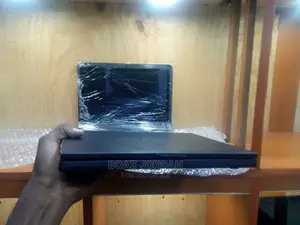 Laptop Dell Latitude 3180 4GB Intel Core 2 Duo HDD 500GB