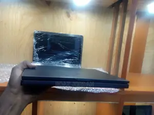 Laptop Dell Latitude 3180 4GB Intel Core 2 Duo HDD 500GB