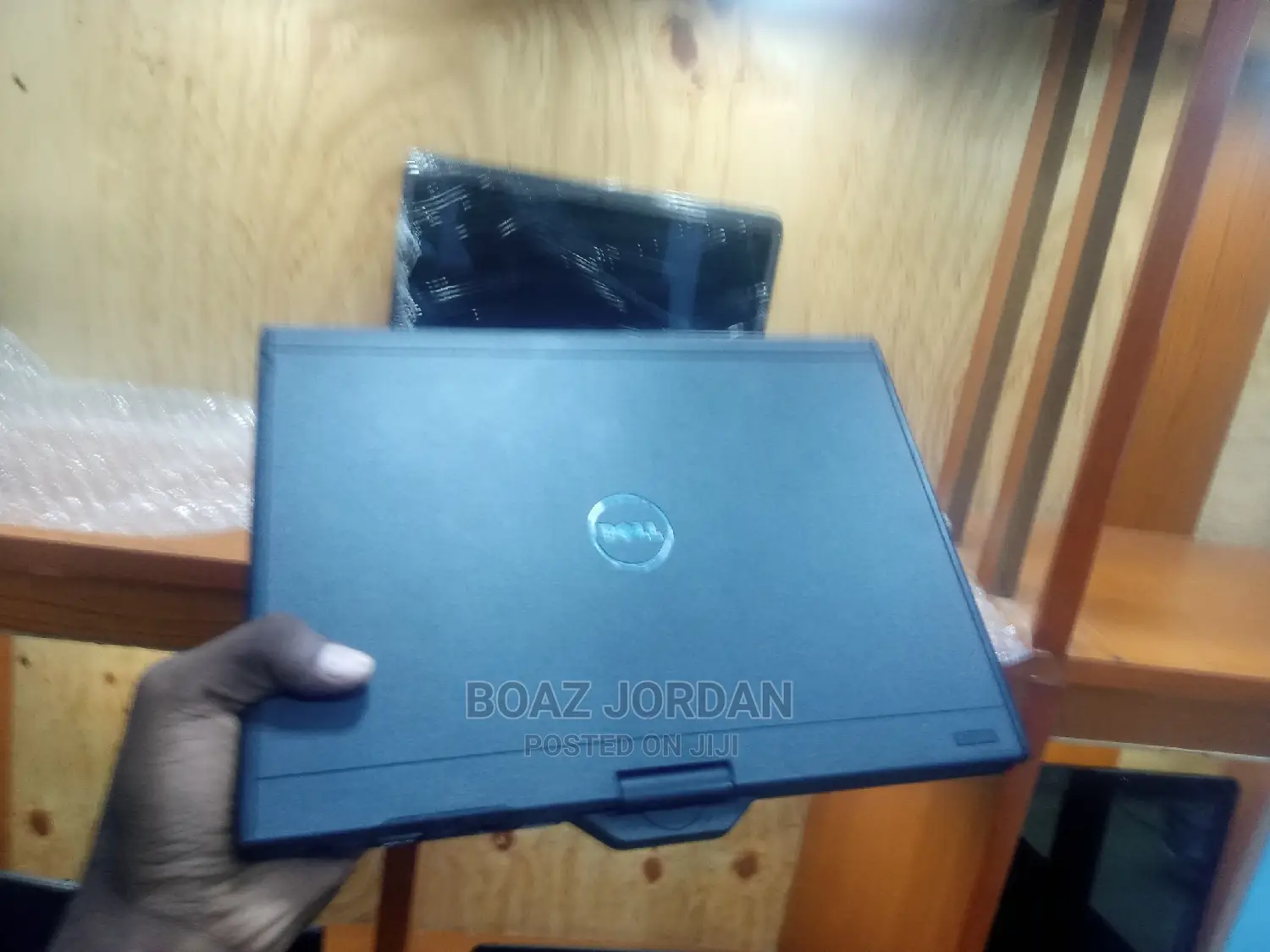 Laptop Dell Latitude 3180 4GB Intel Core 2 Duo HDD 500GB