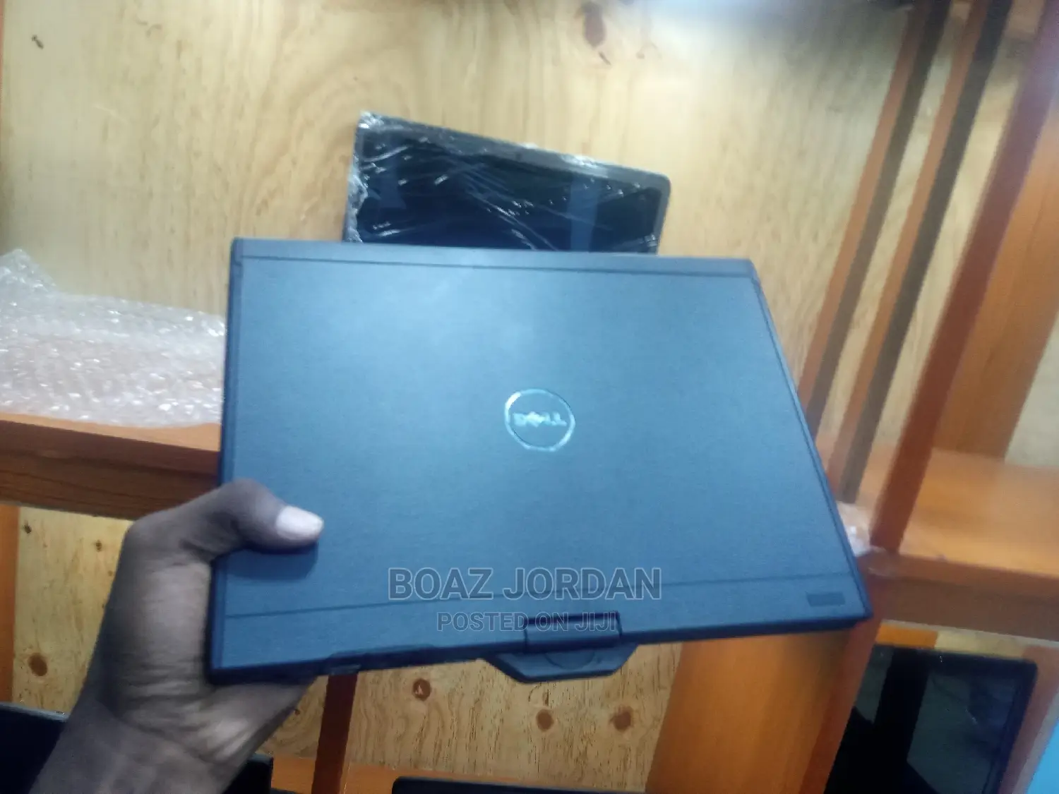 Laptop Dell Latitude 3180 4GB Intel Core 2 Duo HDD 500GB