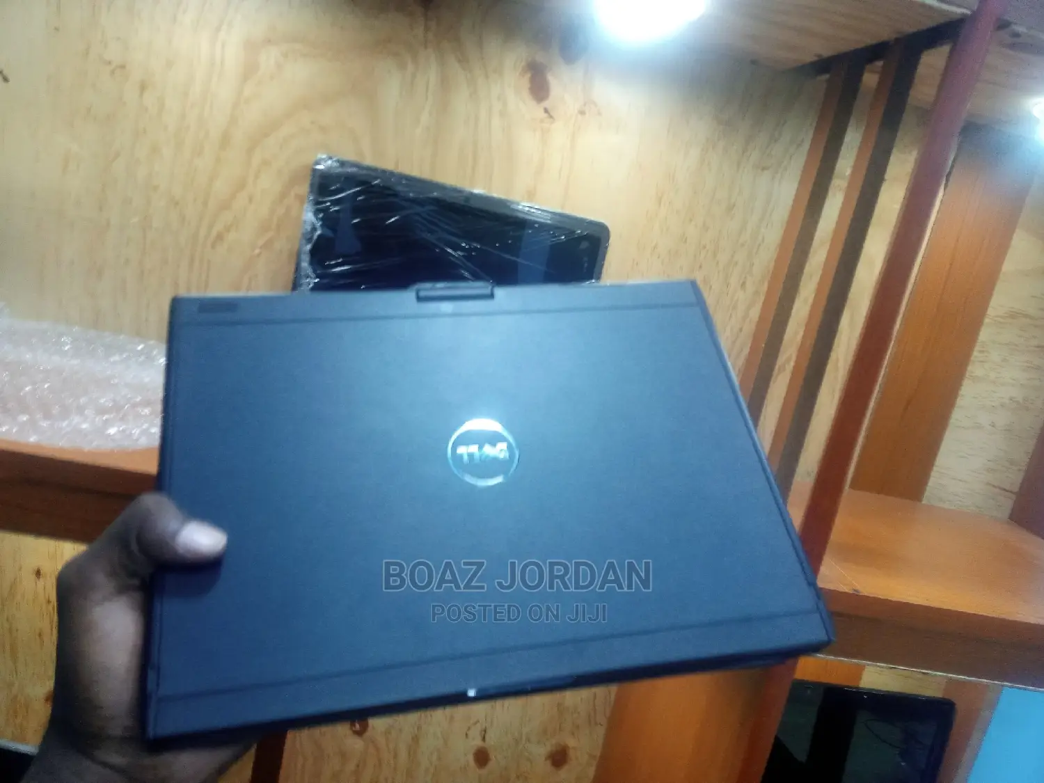 Laptop Dell Latitude 3180 4GB Intel Core 2 Duo HDD 500GB