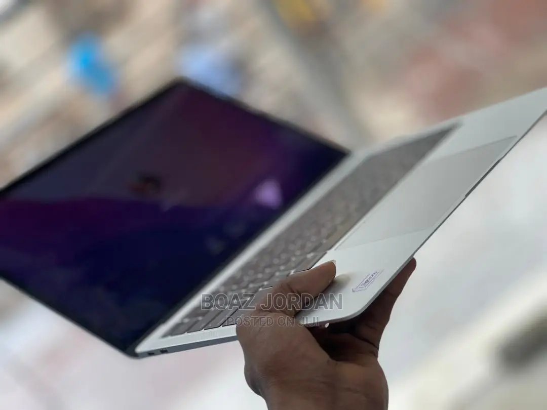 New Laptop Apple MacBook Air 2018 8GB Apple M1 SSD 128GB