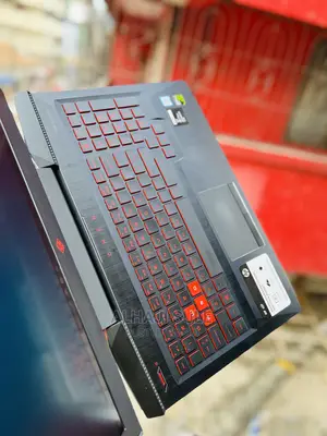 Laptop HP Omen 15-Ce0xx 8GB Intel Core I5 SSHD (Hybrid) 1T