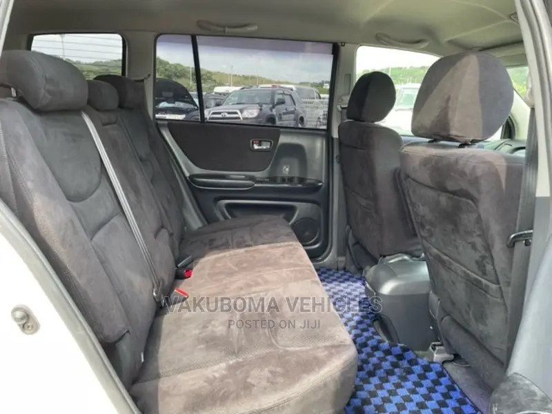 Toyota Kluger 2003 Pearl
