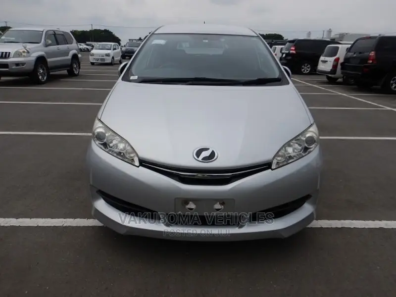 Toyota Wish 2015 Silver