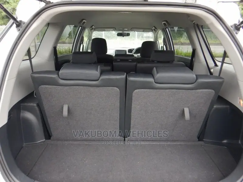 Toyota Wish 2015 Silver