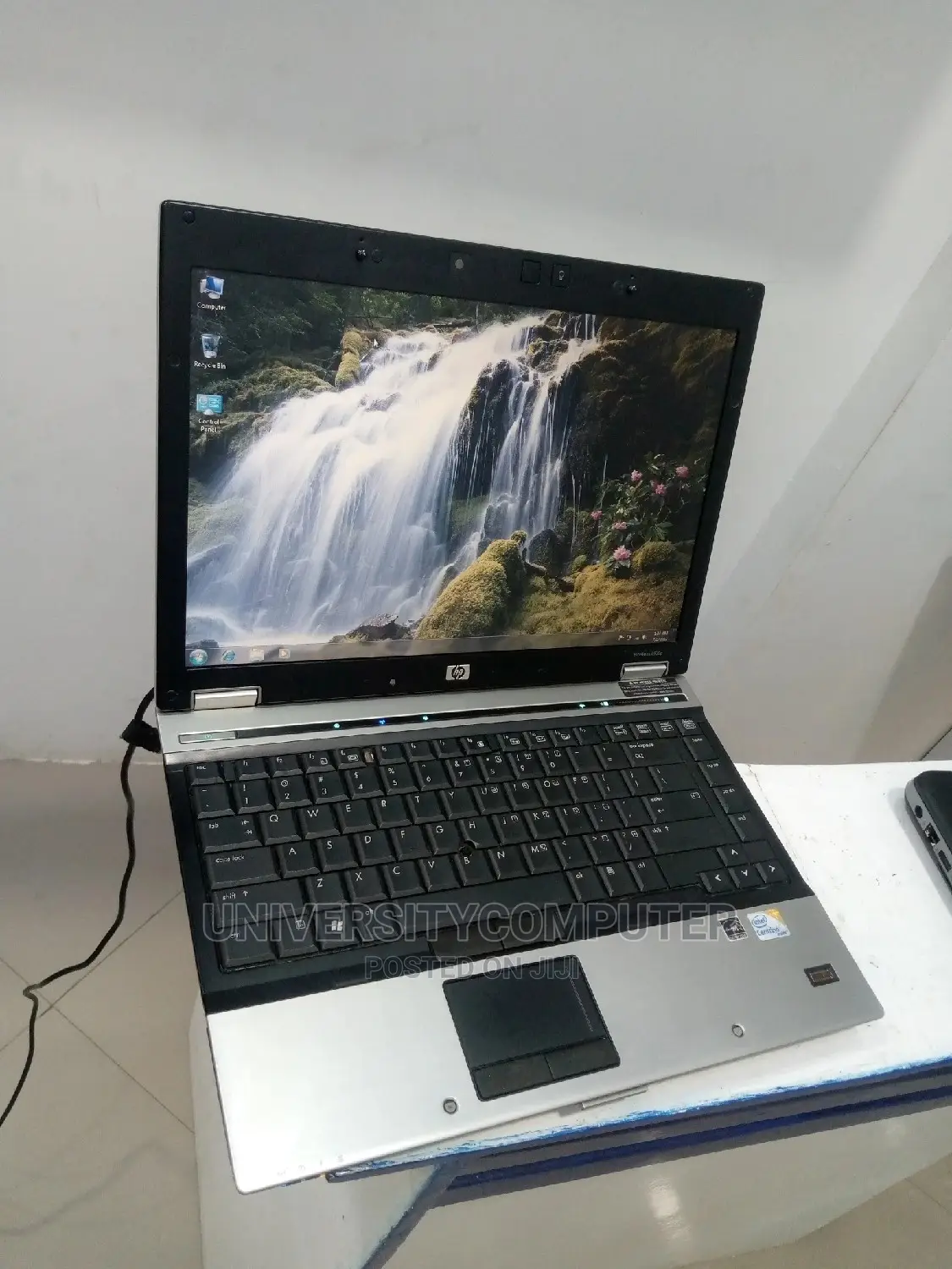 Laptop HP EliteBook 2530P 2GB Intel Core 2 Duo HDD 250GB