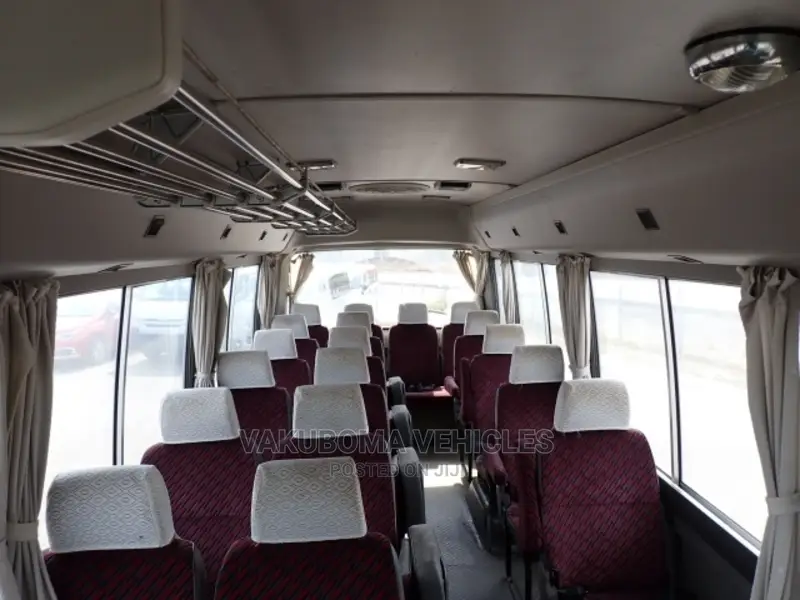 Mitsubishi Fuso Rosa 1994 White