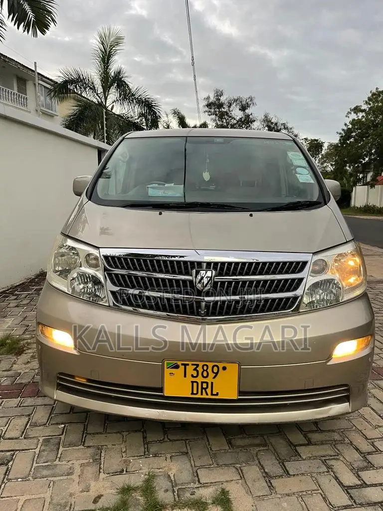 Toyota Alphard 2004 Beige