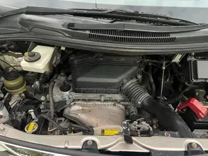 Toyota Alphard 2004 Beige