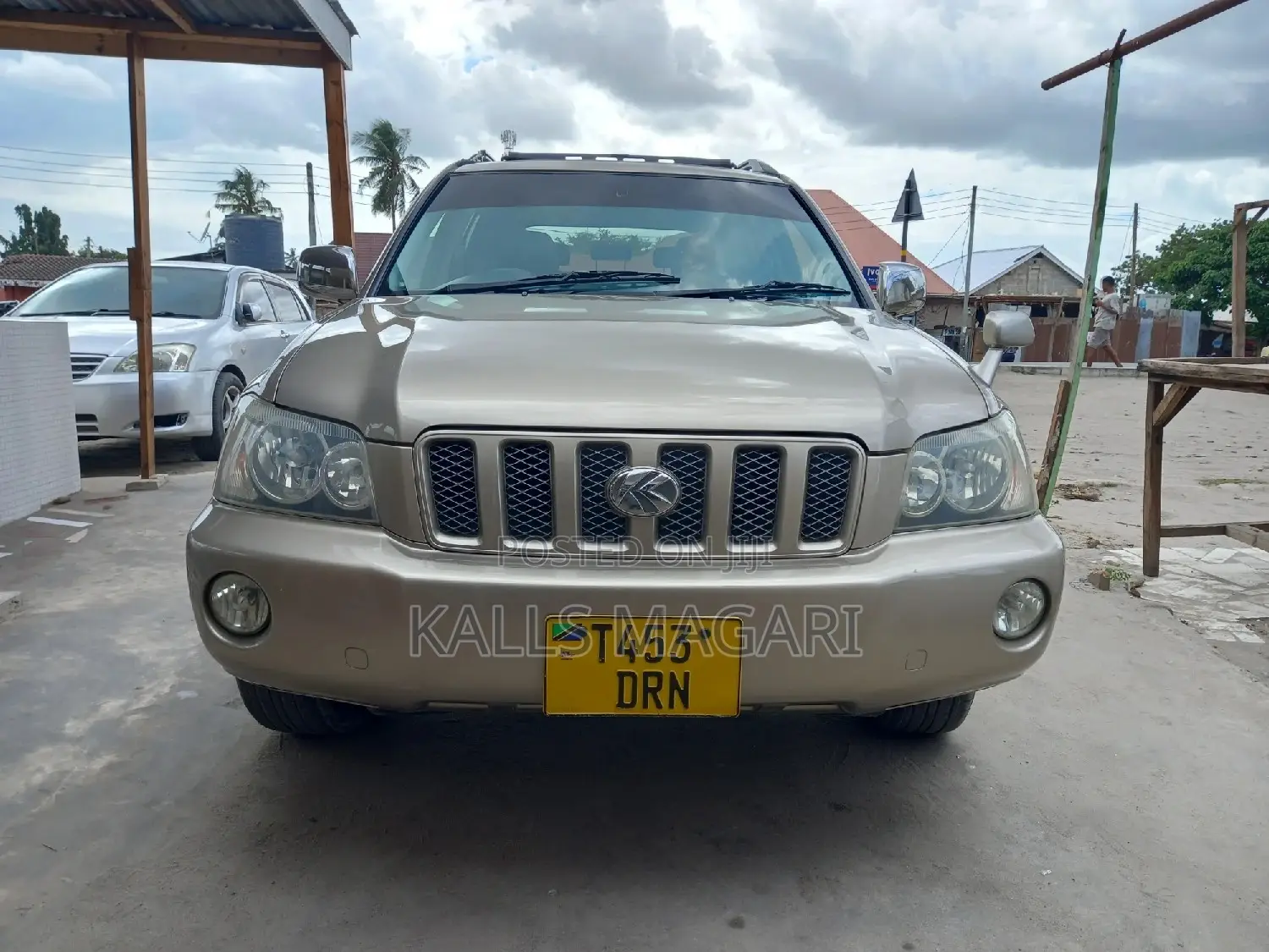 Toyota Kluger 2004 Beige