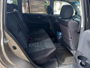 Toyota Kluger 2004 Beige