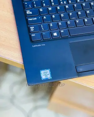 New Laptop Dell Latitude 13 7370 8GB Intel Core I5 SSD 256GB