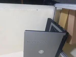 Laptop Dell 2GB Intel Core 2 Duo HDD 160GB