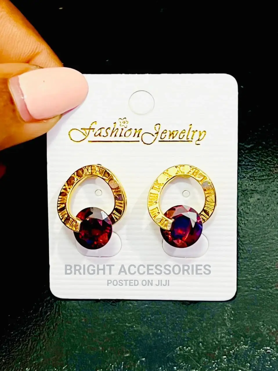 Hereni/ Earrings