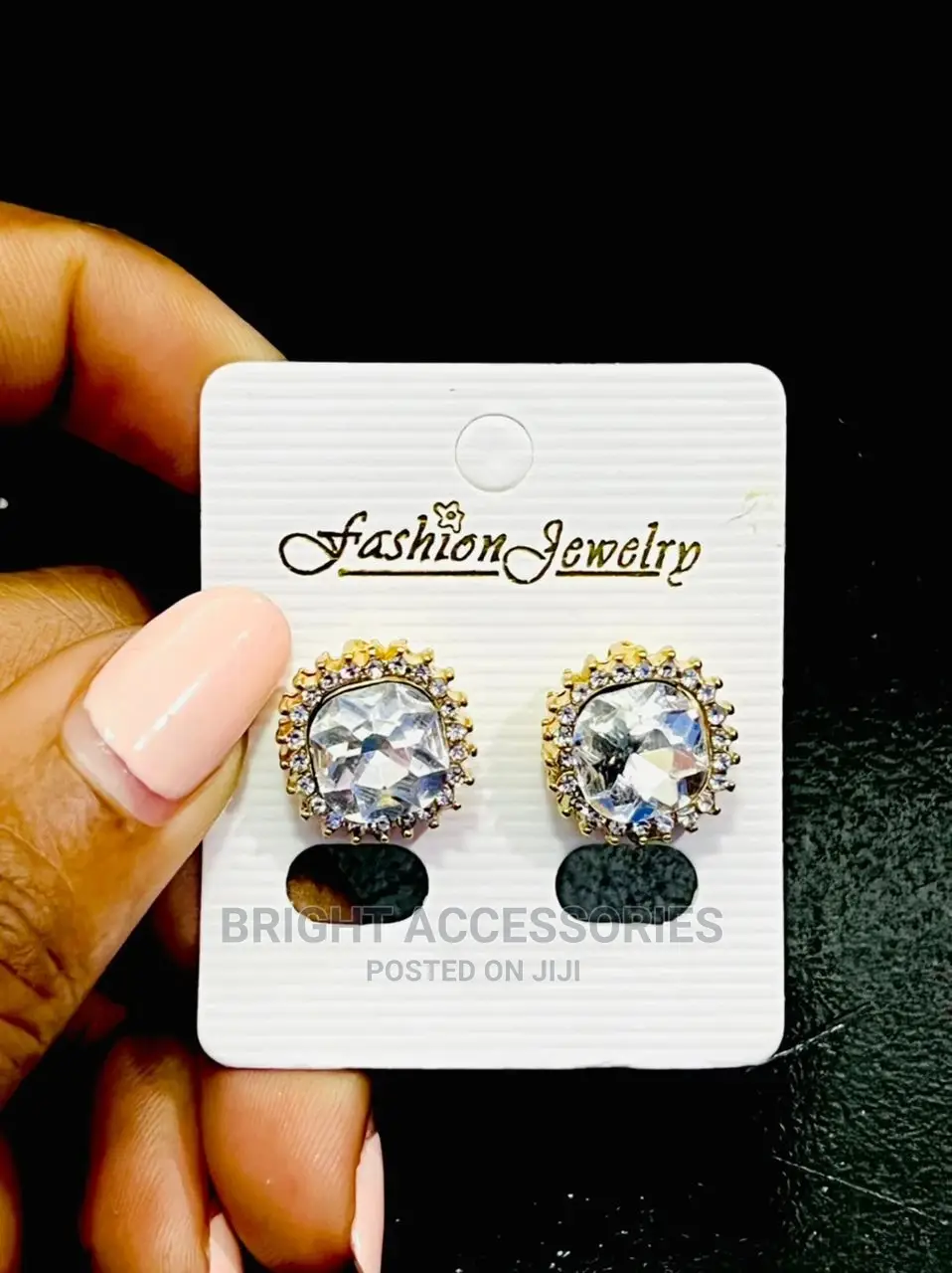 Hereni/ Earrings