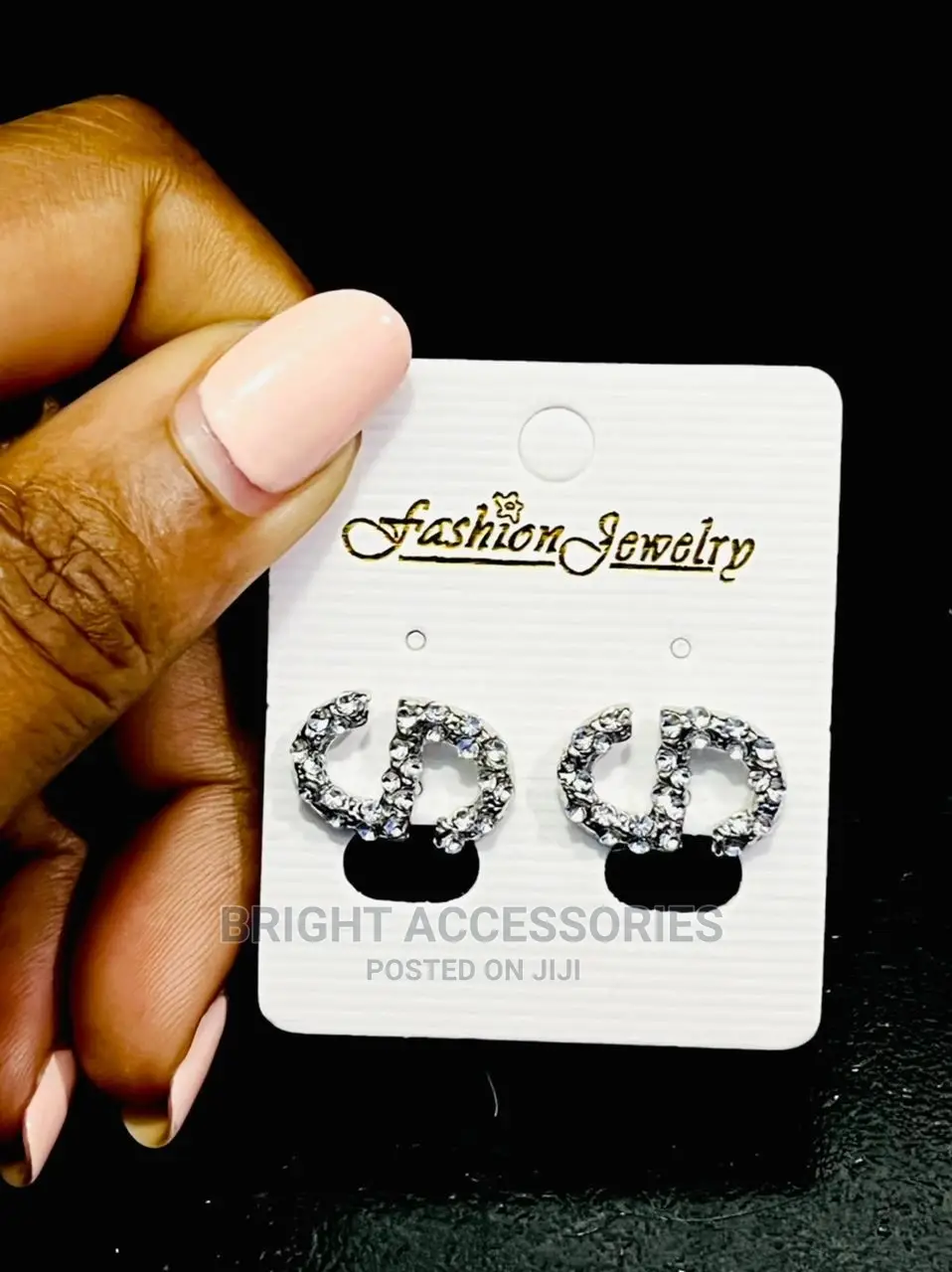 Hereni/ Earrings