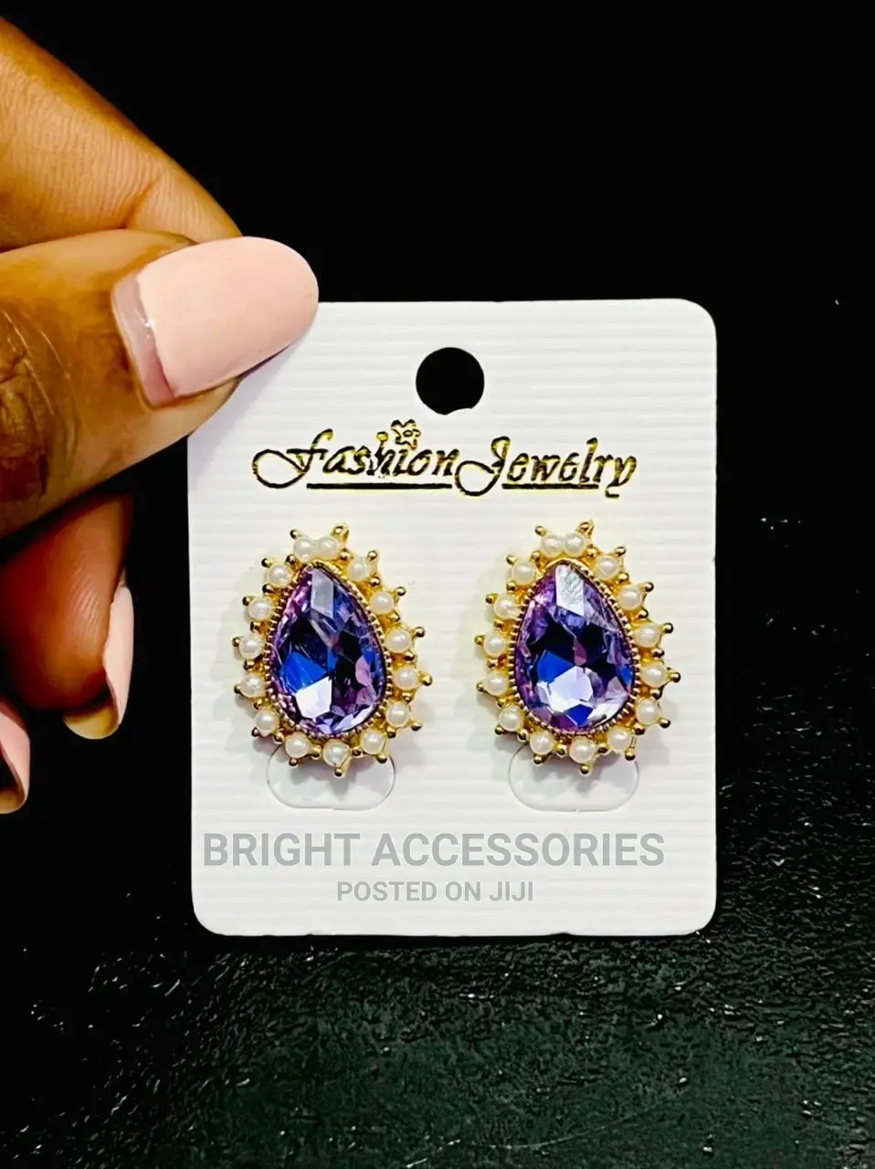 Hereni/ Earrings