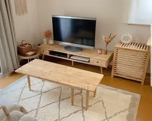 Show Case/Coffee Table Jipatie Bidhaa Bora