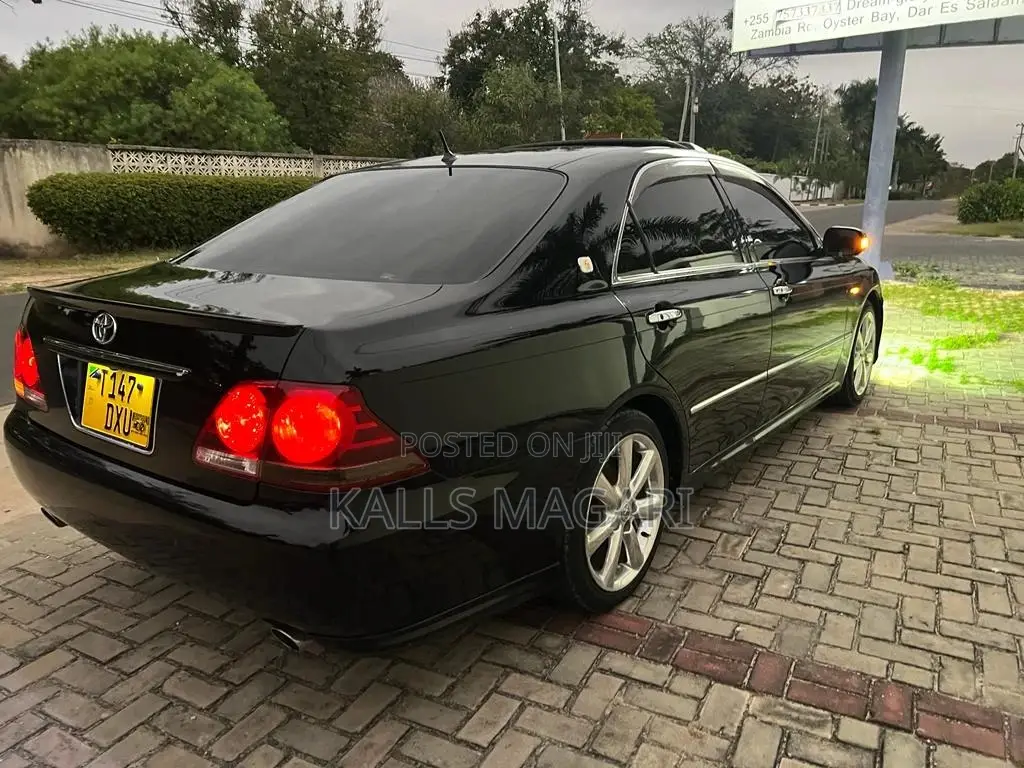 Toyota Crown 2007 Black