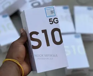 New Samsung Galaxy S10 5G 256 GB Silver