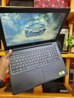 New Laptop Dell Inspiron 15 3593 8GB Intel Core I5 HDD 1T