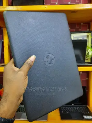 Laptop HP 14-Dq1088wm 8GB Intel Core I5 HDD 1T