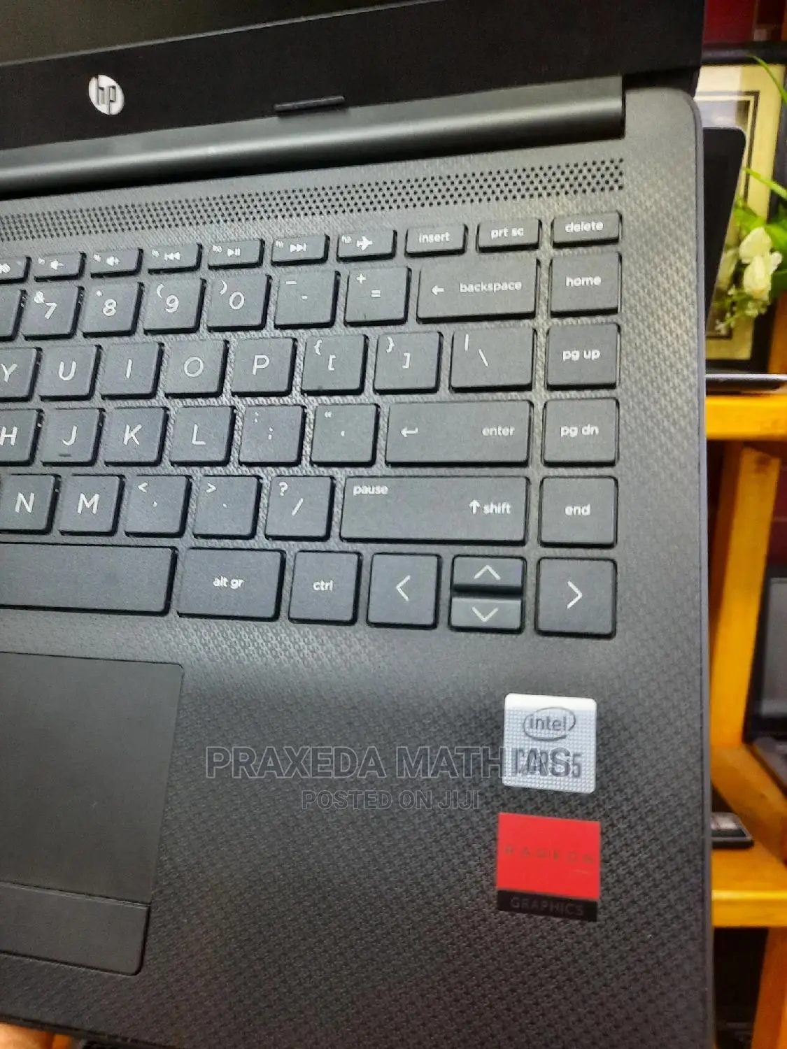 Laptop HP 14-Dq1088wm 8GB Intel Core I5 HDD 1T