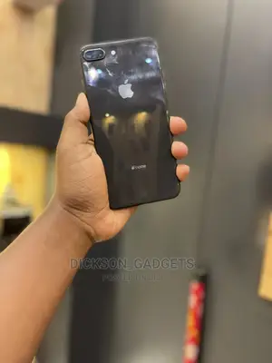 Apple iPhone 8 Plus 64 GB Black