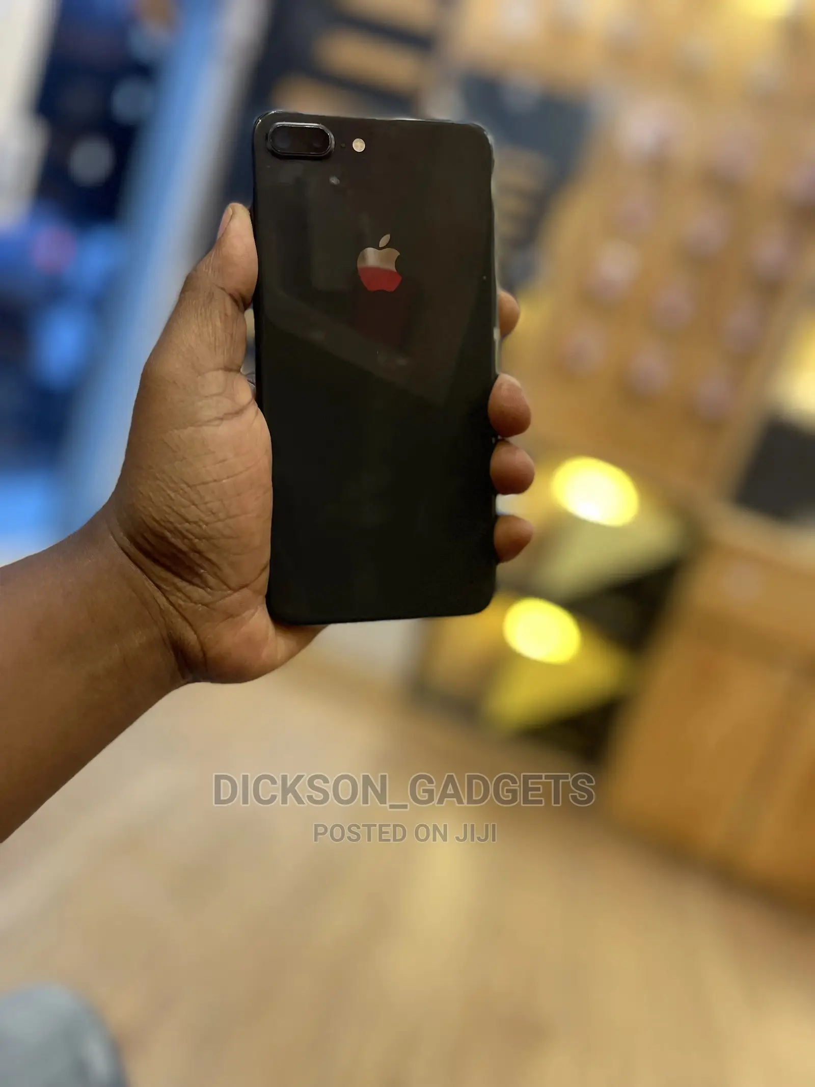 Apple iPhone 8 Plus 64 GB Black