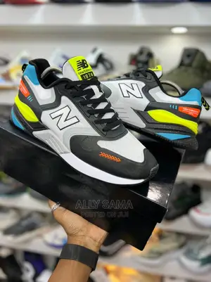 New Balance OG