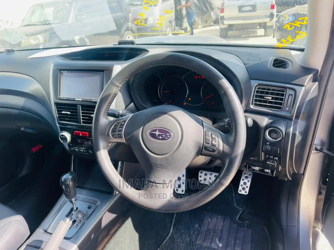 Subaru Forester 2011 Gray