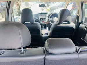 Subaru Forester 2011 Gray