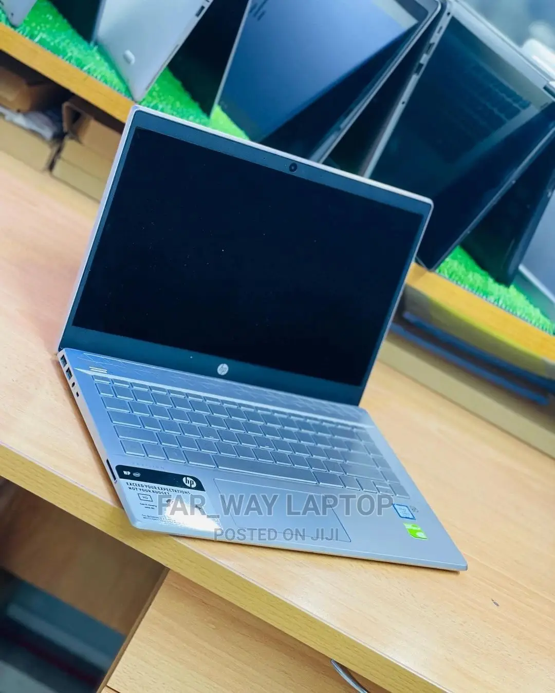New Laptop HP Pavilion 13 8GB Intel Core I5 HDD 1T