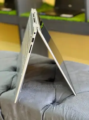 New Laptop HP Envy X360 16GB Intel Core I7 1T