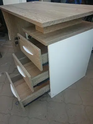Mini Executive Table