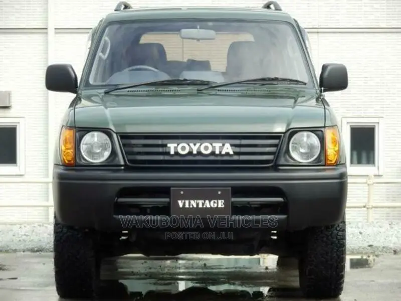 Toyota Land Cruiser Prado 2000 Green