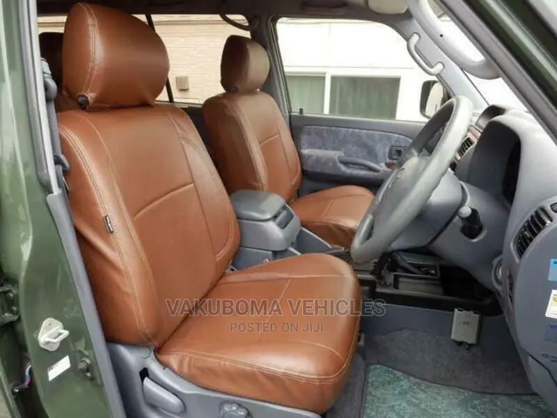Toyota Land Cruiser Prado 2000 Green
