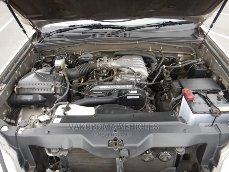 Toyota Land Cruiser Prado 2003 Beige