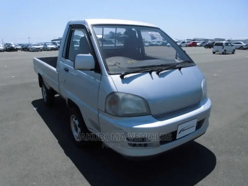Toyota Lite-Ace 2000 Silver