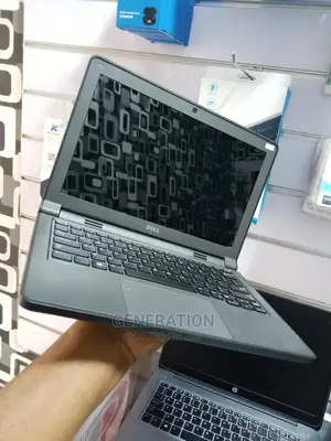 Laptop Dell Latitude 3180 4GB Intel Core 2 Duo HDD 500GB