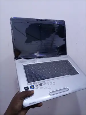 Laptop Toshiba 4GB Intel Core 2 Duo HDD 160GB