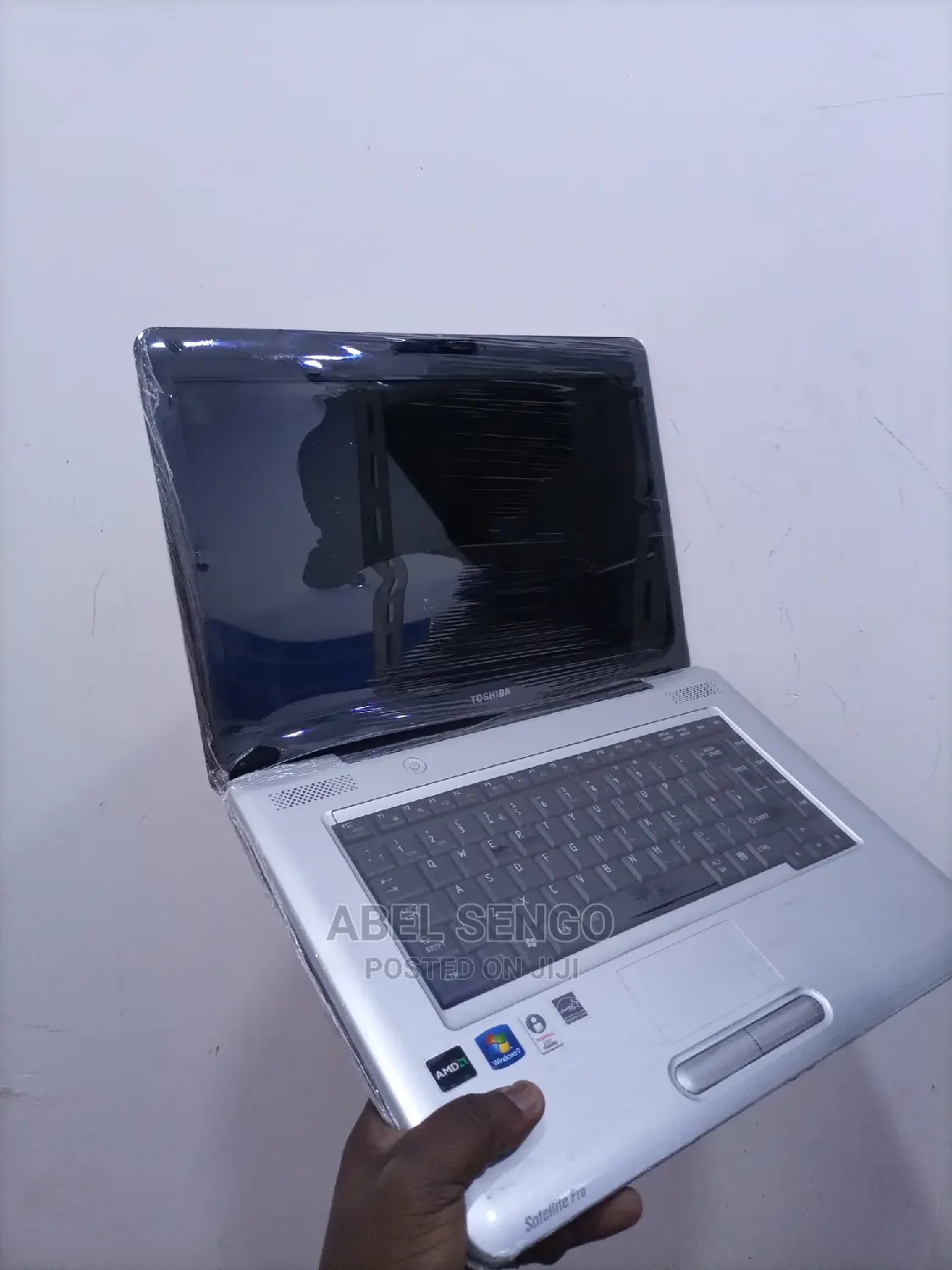 Laptop Toshiba 4GB Intel Core 2 Duo HDD 160GB